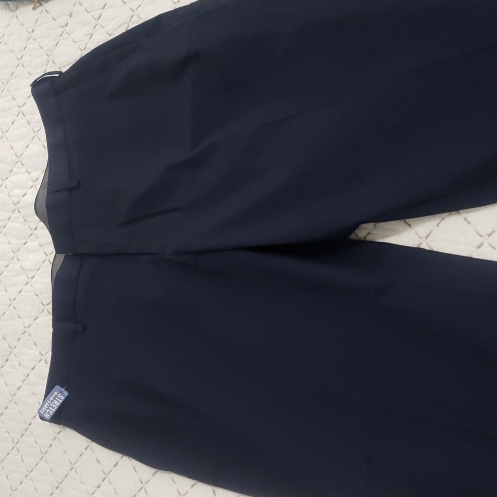 Men's Haggar Classic Fit Khaki Pants Navy Blue